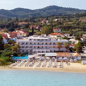 Cavomarina Beach